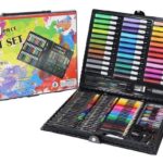 مجموعة أدوات الرسم الاحترافية 150 قطعة تضم أقلام تلوين، باستيل، وألوان مائية