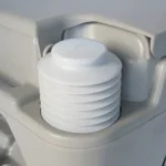 ⁦كرسي المرحاض المحمول سعة 20 لتر مثالي للسفر، الرحلات، والتخييم⁩ - الصورة ⁦4⁩