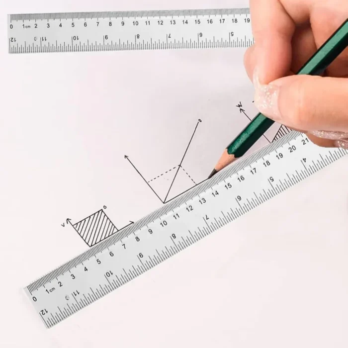 ⁦مسطرة بلاستيكية شفافة⁩ - الصورة ⁦1⁩