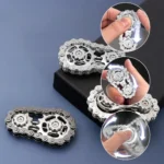 ⁦لعبة فيدجيت سبينر يدوي بتصميم سلسلة الدراجة⁩ - الصورة ⁦2⁩