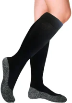 ⁦جوارب ضاغطة لتعزيز الدورة الدموية وتقليل التورّم والدوالي⁩ - الصورة ⁦3⁩