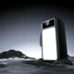 ⁦باور بانك بسعة 60000mAh مع شحن سريع 22.5 واط و4 كابلات مدمجة وإضاءة LED⁩ - الصورة ⁦3⁩