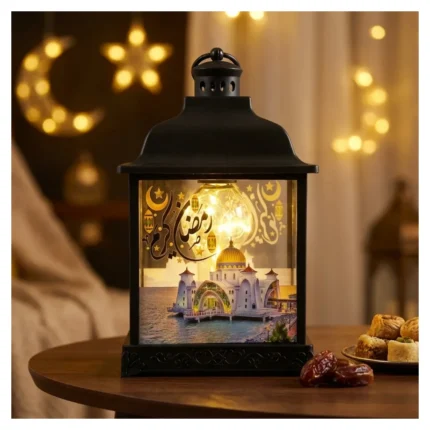 فانوس رمضان مربع بإضاءة LED دافئة